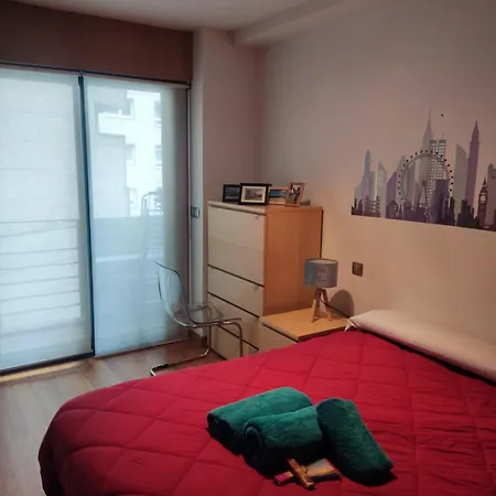 Pleno Centro, 5 Minutos Casco Vello, 400 Metros Estación Ave Apartamento