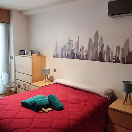 Pleno Centro, 5 Minutos Casco Vello, 400 Metros Estacion Ave