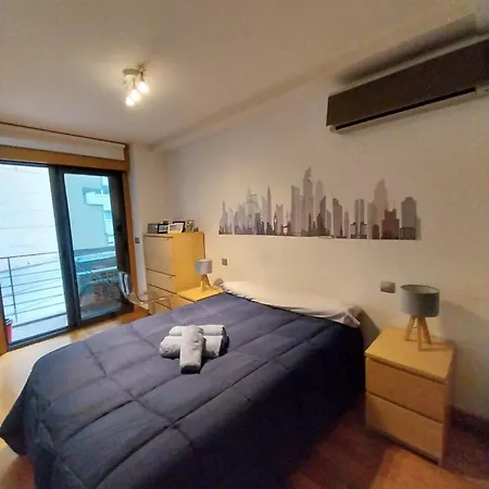 Pleno Centro, 5 Minutos Casco Vello, 400 Metros Estación Ave Apartamento