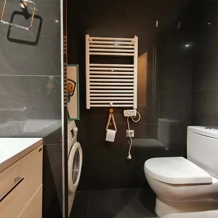 Pleno Centro, 5 Minutos Casco Vello, 400 Metros Estación Ave Vigo