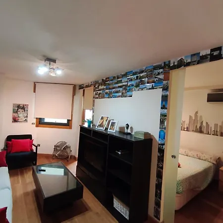 Pleno Centro, 5 Minutos Casco Vello, 400 Metros Estacion Ave Appartement