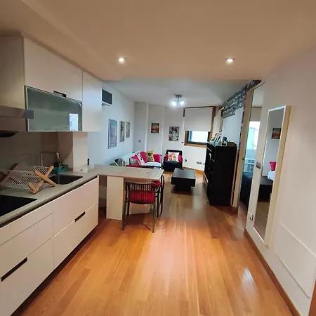 Pleno Centro, 5 Minutos Casco Vello, 400 Metros Estacion Ave Appartement