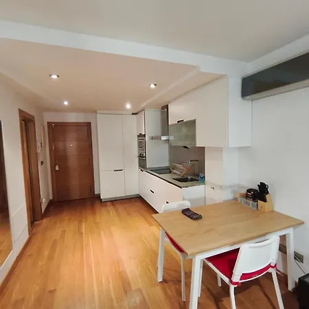 Pleno Centro, 5 Minutos Casco Vello, 400 Metros Estacion Ave Apartment