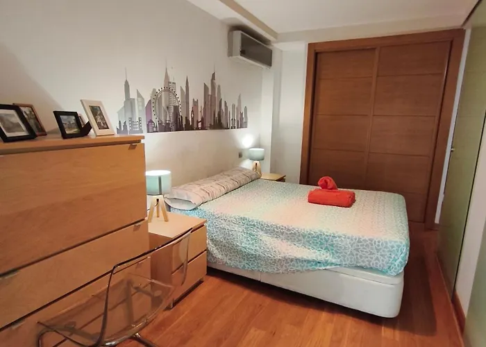 Pleno Centro, 5 Minutos Casco Vello, 400 Metros Estacion Ave Appartement