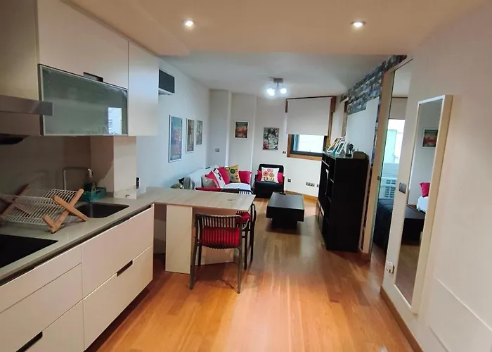 Pleno Centro, 5 Minutos Casco Vello, 400 Metros Estacion Ave Appartement